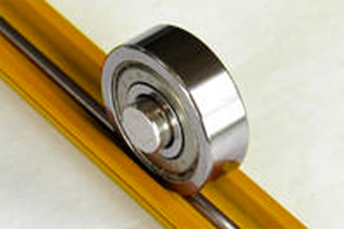 高品質ベアリングローラー